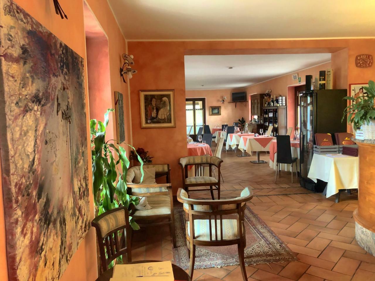 Hotel La Ferte Asti Luaran gambar